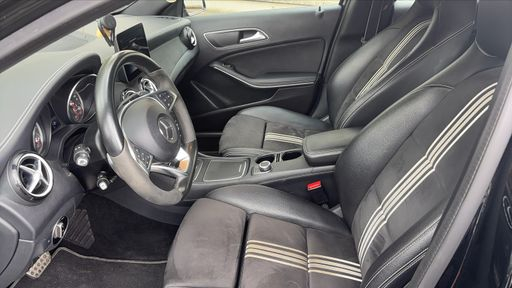 Mercedes Classe GLA 200 d 136 7G-DCT - Whiteart Edition – 2017 – 145756 km – Diesel – Boîte Automatique — photo 9