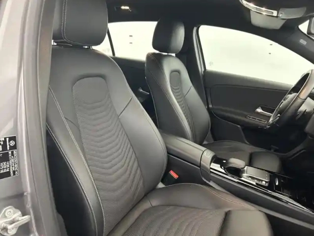 Mercedes Classe A 180 d 7g-dct style line 5p — photo 24