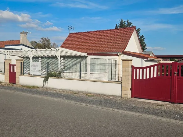 MAISONS 154m² TERRAIN DE 754m²