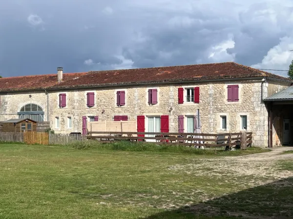 Maison 16 pièces 360 m²