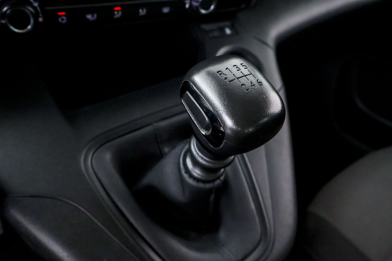 Peugeot RIFTER — photo 21