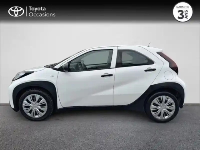 Toyota Aygo X 1.0 vvt-i 72ch active business my23 — photo 3