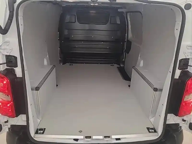 Citroën Jumpy fgn diesel 120 ch m manuelle — photo 6