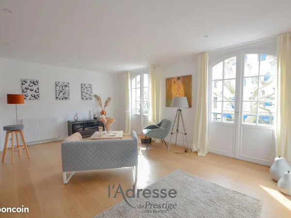 Appartement 3 pièces 85 m²