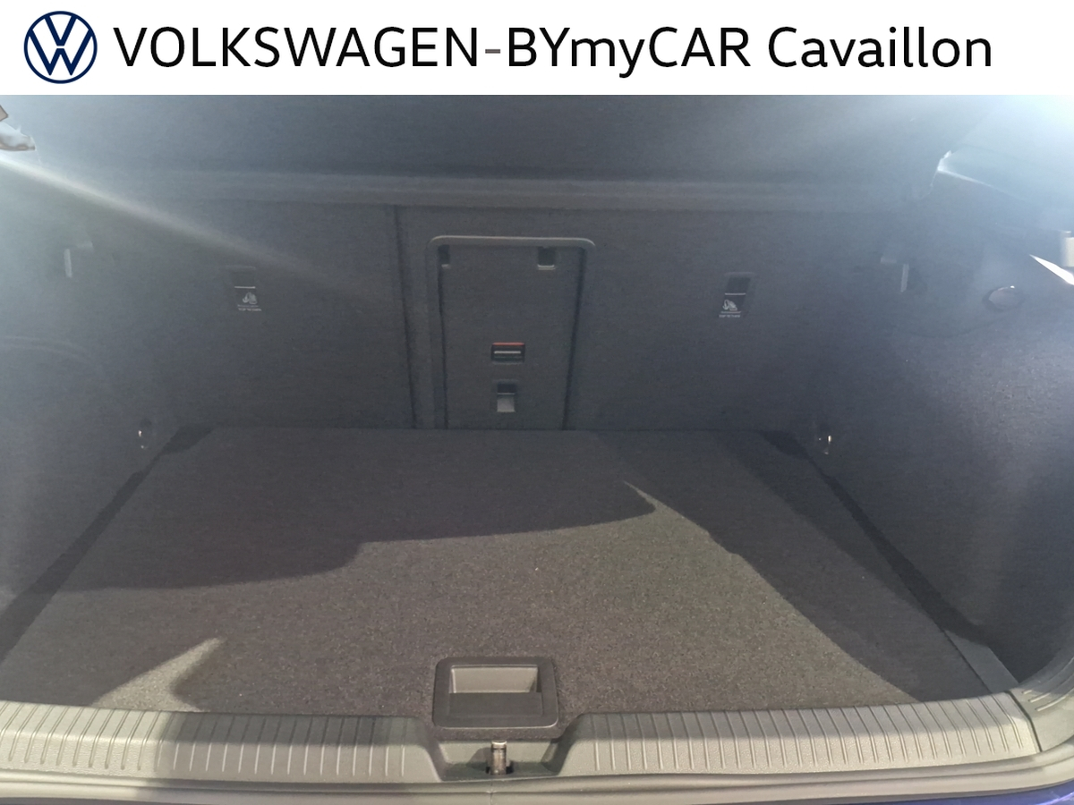 Volkswagen Golf 2.0 TDI 150 DSG7 — photo 26