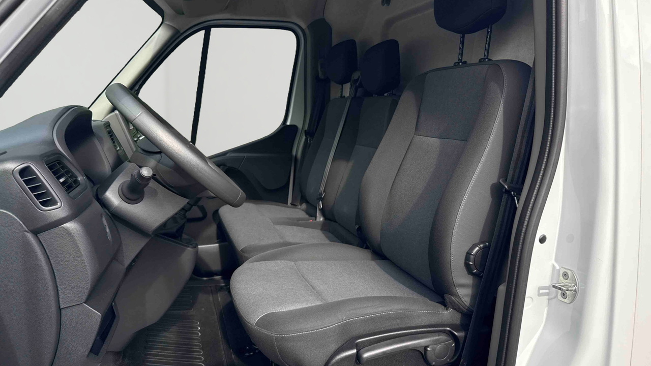 Renault MASTER FGN TRAC F3500 L3H3 BLUE DCI 135 — photo 11