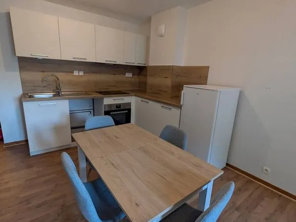 T3 meublé - centre Chamoux-sur-Gelon - 2 chambres / 710 CC