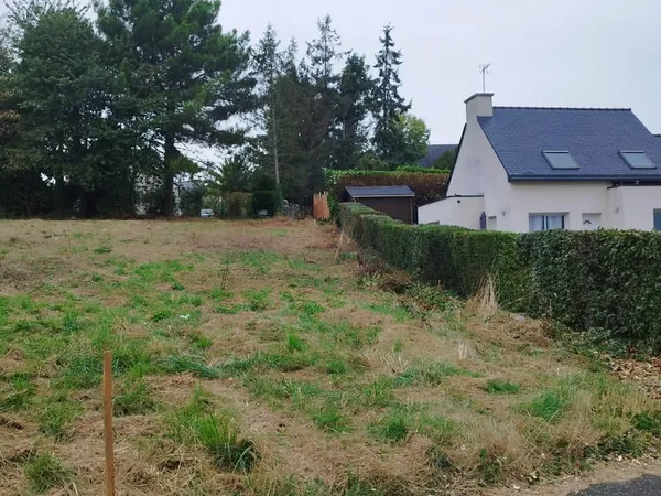 TERRAIN A BÂTIR, PLERIN, secteur SAINT- LAURENT 22190