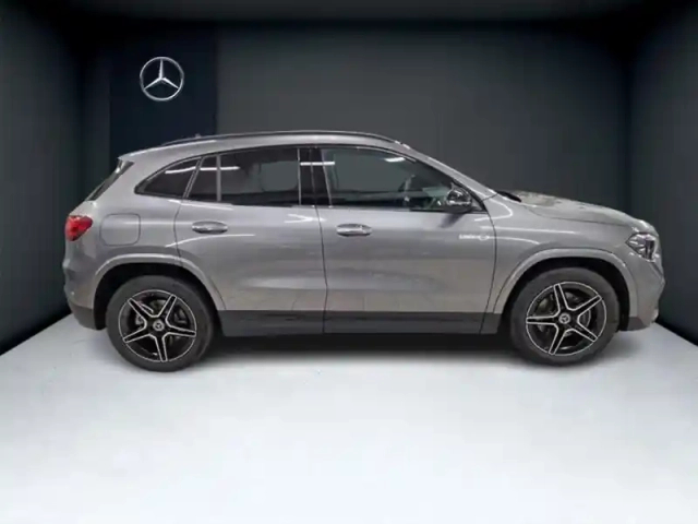 Mercedes Gla 250 e hybrid eq amg line — photo 6