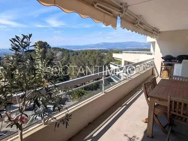 Appartement 4 pièces 77 m²