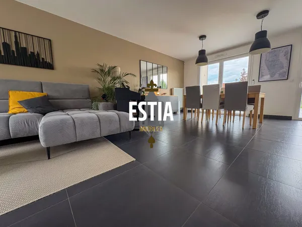 À VENDRE - Maison familiale de 116 m² avec vue dégagée à
