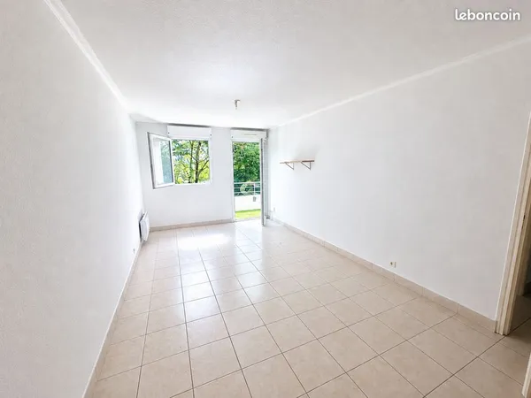 Appartement 45 m² avec balcon et parking - 158 000