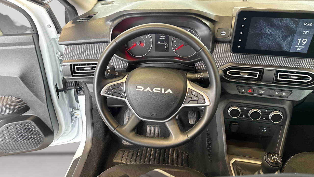 Dacia Sandero TCe 90 GSR2 — photo 10