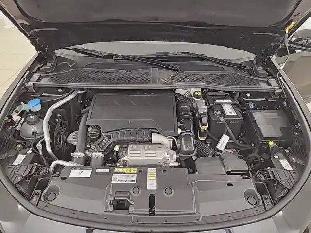 Peugeot 408 puretech 130 ch s&amp;s eat8 — photo 26