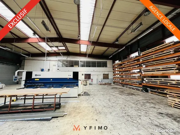LOCAL D'ACTIVITE 1415 m² CHANTELOUP LES VIGNES