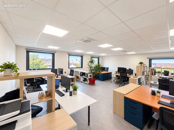 Bureaux 108 m² BEGLES