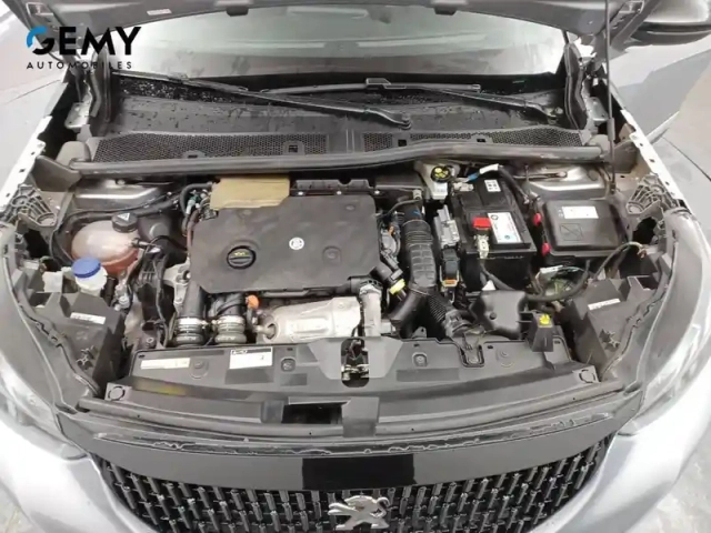 Peugeot 2008 bluehdi 130 s&amp;s eat8 — photo 12