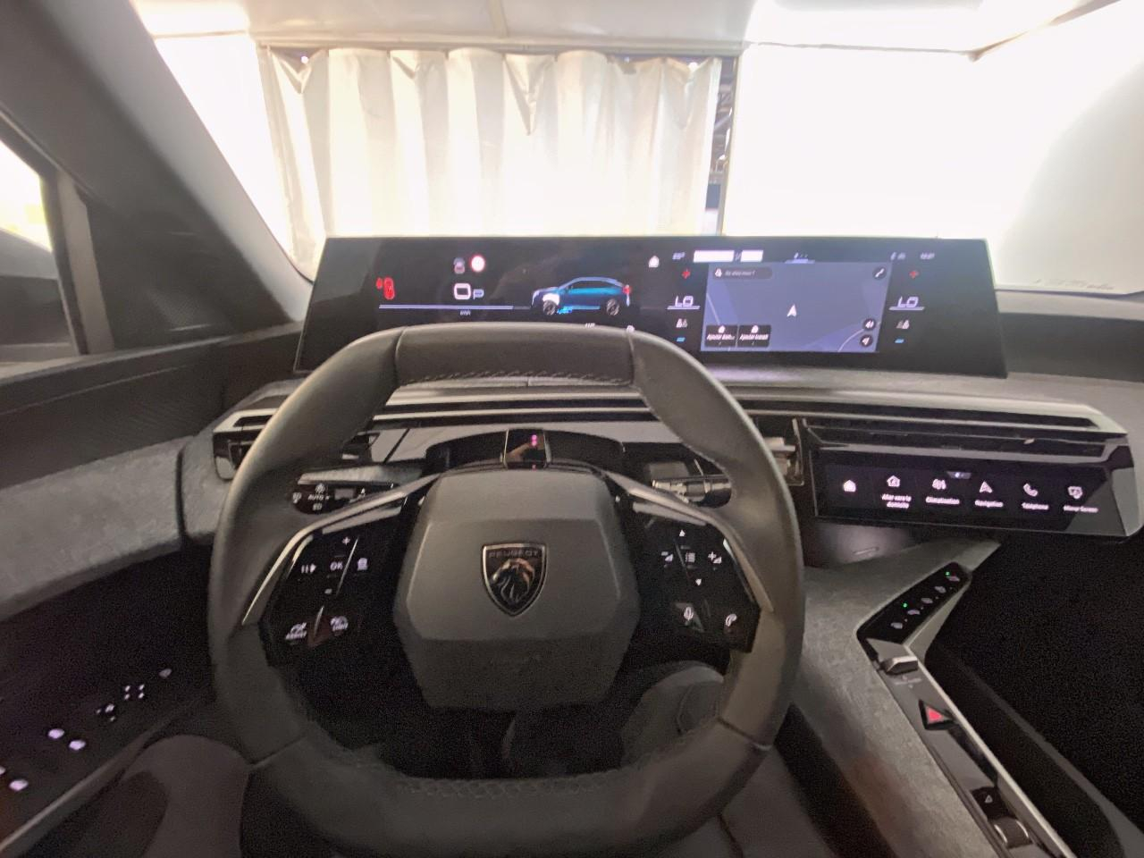 Peugeot 3008 hybrid 145 e-dcs6 allure — photo 12