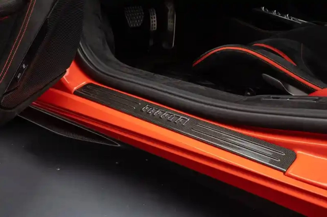 Ferrari F8 tributo 3.9  v8 biturbo 720ch — photo 19