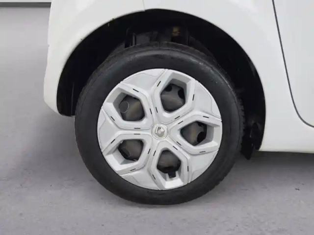 Renault Twingo iii e-tech — photo 221