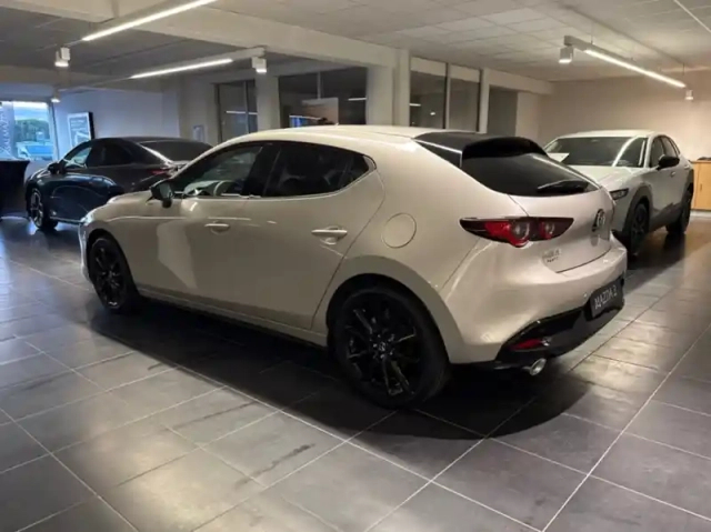 Mazda Mazda3 2.0 e-skyactiv-x m-hybrid 186ch homura bva 2025 euro6e — photo 13
