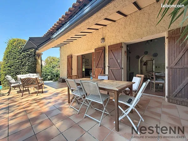 Maison 6 pièces 220 m²