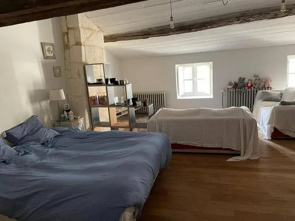 Studio 1 pièce 25 m²