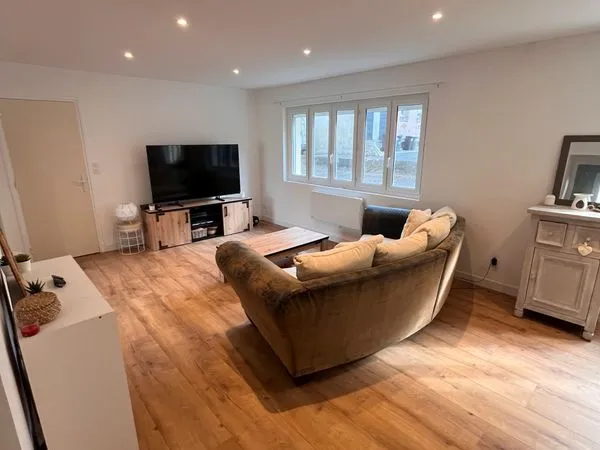 Appartement T4 80 m² entièrement rénové - DPE B