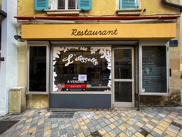 Fonds de commerce 2 pièces