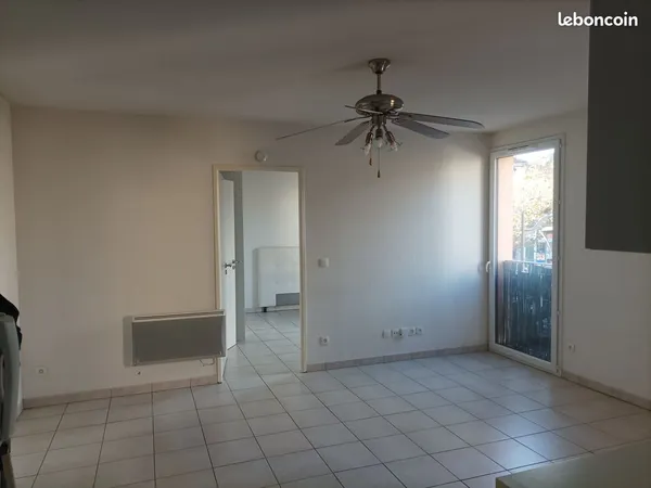T2 40m² + terrasse, ascenseur, centre ville