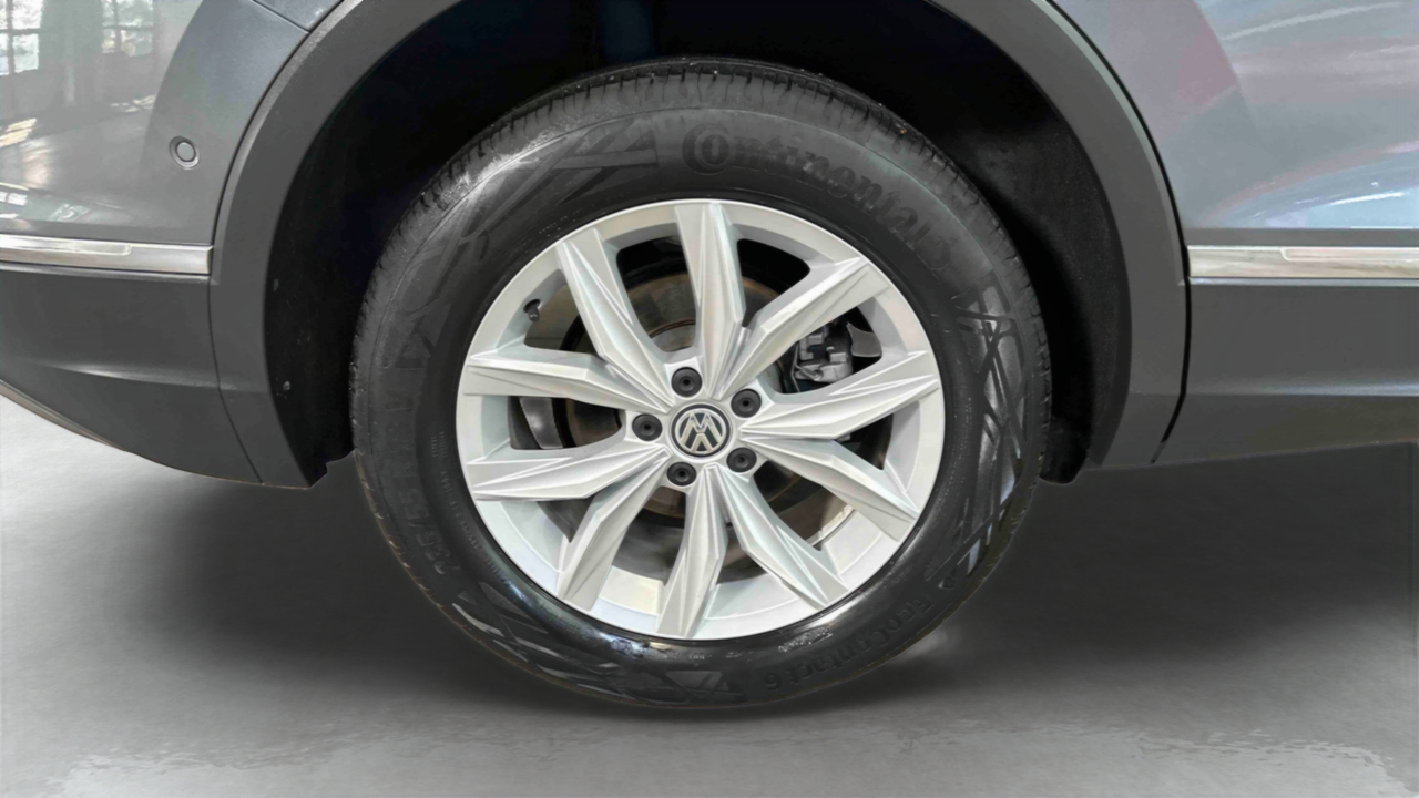 Volkswagen Tiguan Allspace 1.5 TSI 150 EVO DSG7 — photo 20