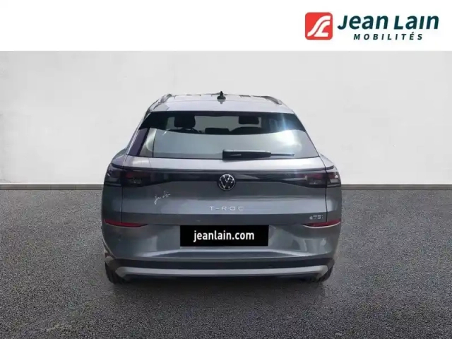 Volkswagen T-Roc 1.5 etsi evo2 hybrid 116 ch dsg7 — photo 6