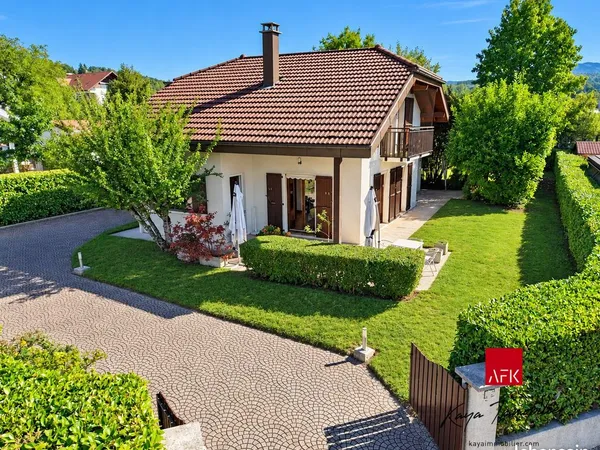 Maison 5 pièces 125 m²