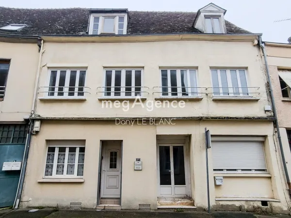 Immeuble 5 lots libres, 290 m², centre-ville