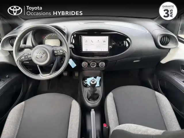 Toyota Aygo X 1.0 vvt-i 72ch dynamic my23 — photo 14
