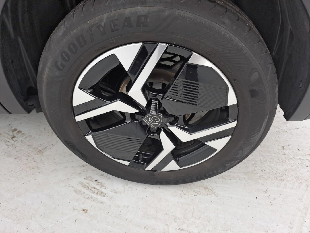 Peugeot 2008 puretech 100 s&s bvm6 allure — photo 25