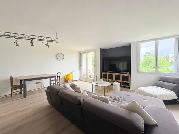 Appartement 4 pièces 90 m²