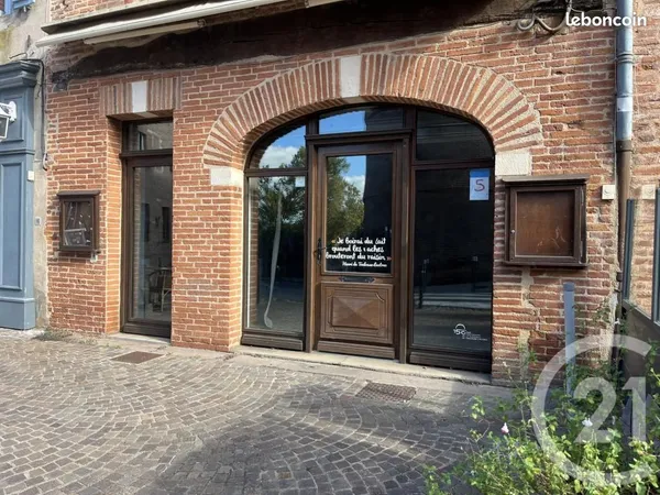 Local 2 pièces 85 m²