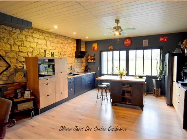 Maison à vendre 5 pièces ABBEVILLERS (25)