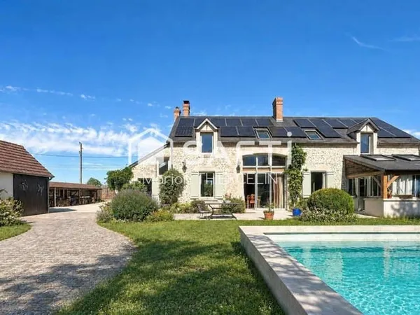 Maison 6 pièces 205 m²