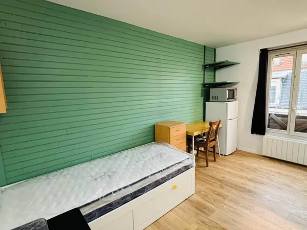 Studio meublé 14 m² a Bécon-les-Bruyères (Ligne L), direct propriétaire