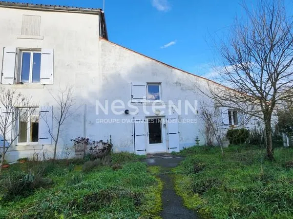 Maison familiale 160 m² avec jardin, possibilité deux logements, à Maillé