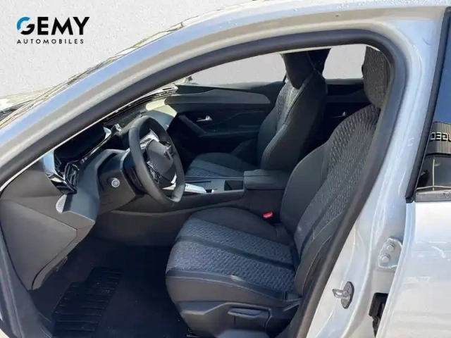 Peugeot 308 plug-in hybrid 195 ch e-dcs7 — photo 9