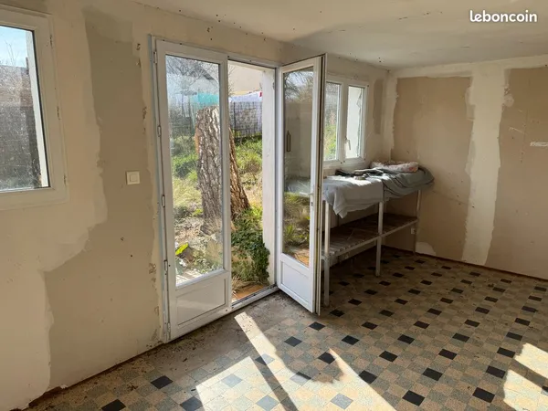 Ensemble immobilier de 86m² avec jardin à réhabiliter