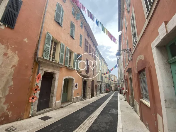 Local commercial 48 m²