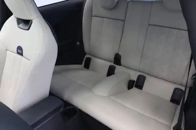 Mini Cooper 204 ch dkg7 s — photo 19