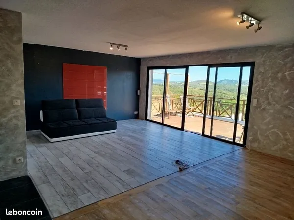 Villa T5 avec superbe vue