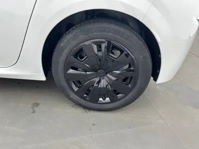 Peugeot 208 puretech 75 s&amp;s bvm5 — photo 34