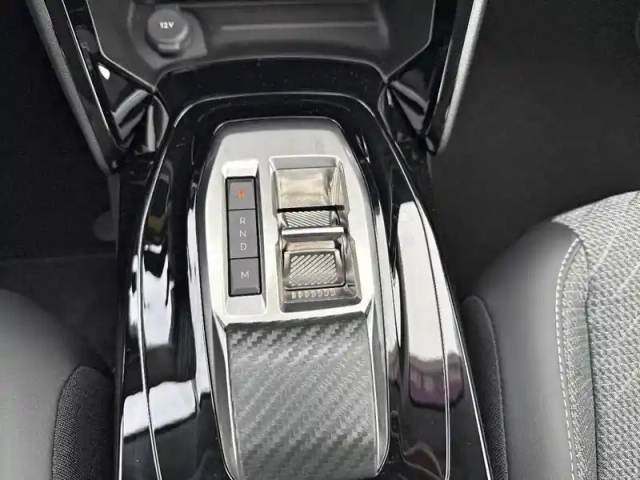 Peugeot 208 hybrid 110 e-dcs6 — photo 112
