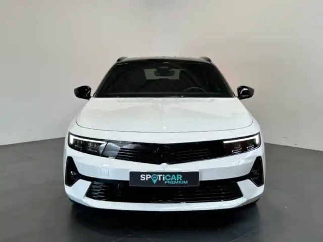 Opel Astra sports tourer 1.2 turbo 130 gs bva8 / pack info / tête haute — photo 2